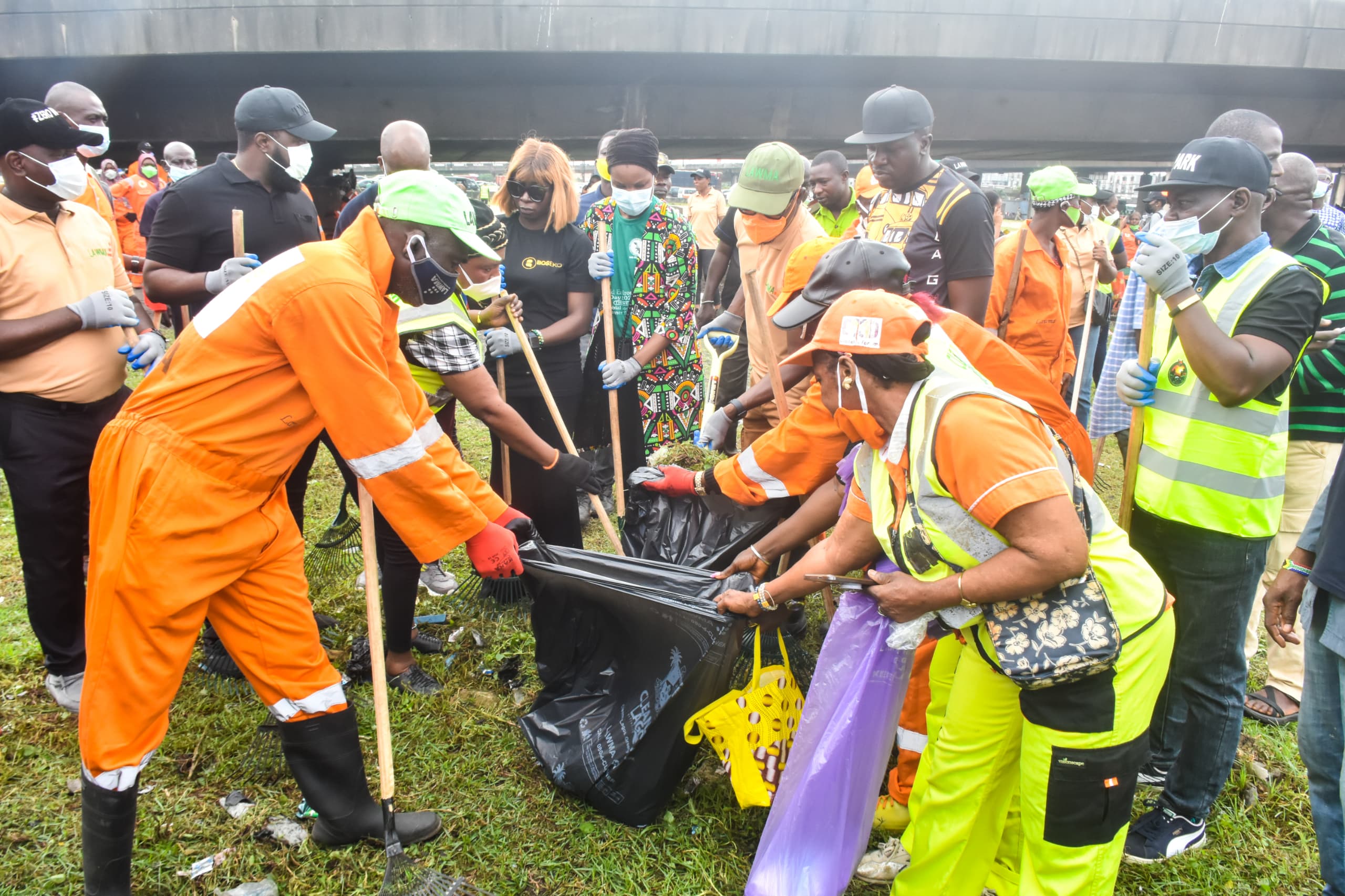 Lagos urges cleaner environment at clean up